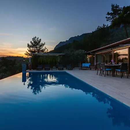 Sleeps 6 Pool Air Con Wifi Βίλα
